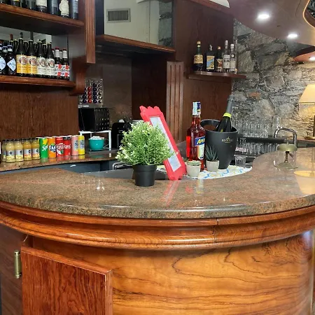 Hotel Saini With Air Conditioning Stresa