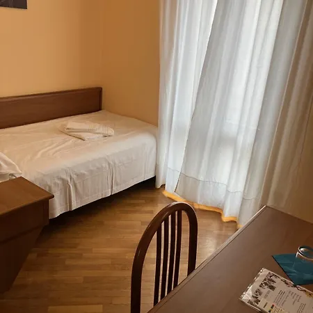 ホテル Saini With Air Conditioning