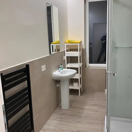 Saini With Air Conditioning 3* Stresa
