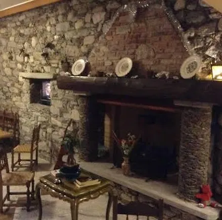 Saini With Air Conditioning ストレーザ