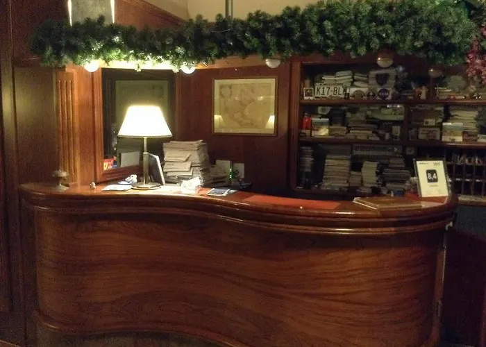 Saini With Air Conditioning